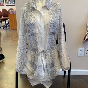 Old Navy Sheer Gray Snake Print Collared Button-Down Shirt Dress with Drawstring